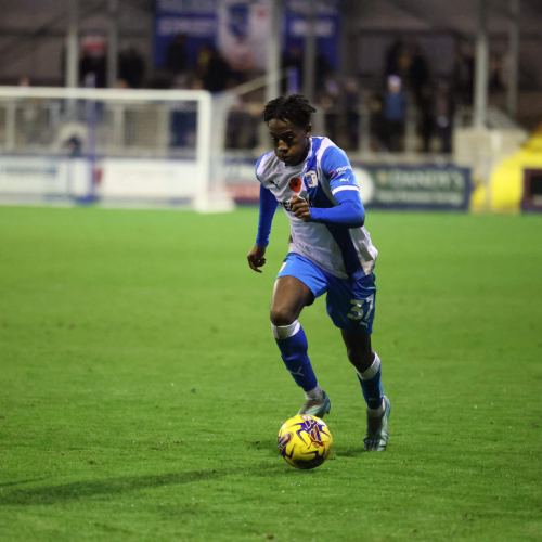 Etaluku joins on loan from Barrow AFC