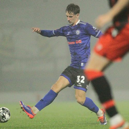 Burgess joins on loan from Rochdale AFC