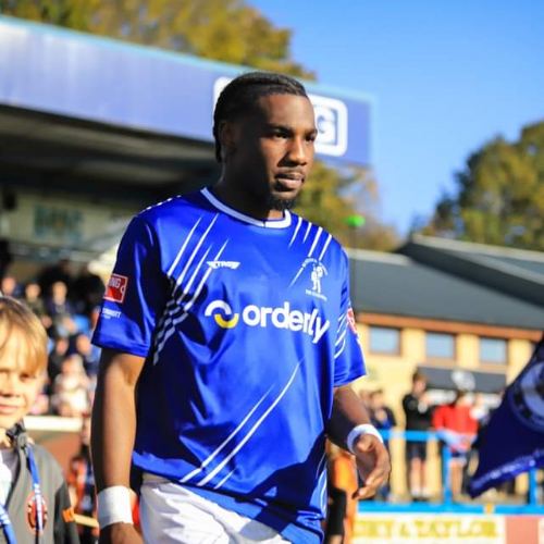 Essien agrees new contract with the Gladiators