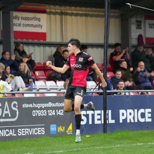 Ayers arrives from Millers on loan