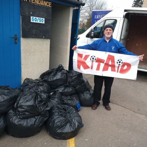 Gladiators donate kit to KitAid