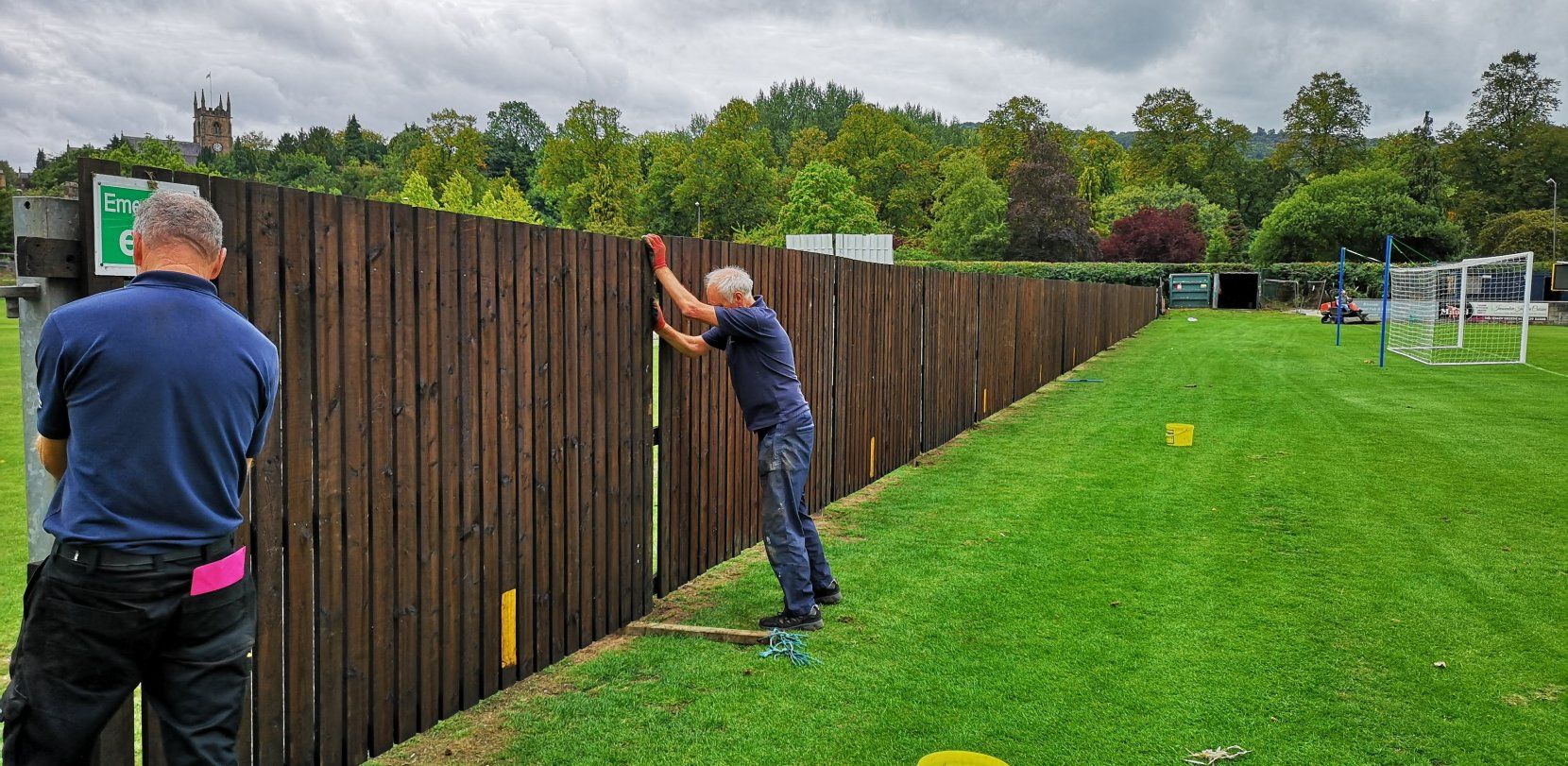 Volunteers needed to help with the putting up of the fence